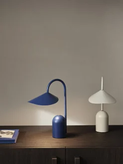 Arum Portable Lamp - Bright Blue
