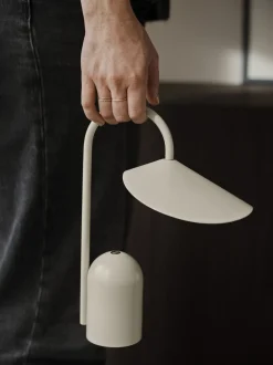 Arum Portable Lamp - Cashmere