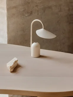 Arum Portable Lamp - Cashmere