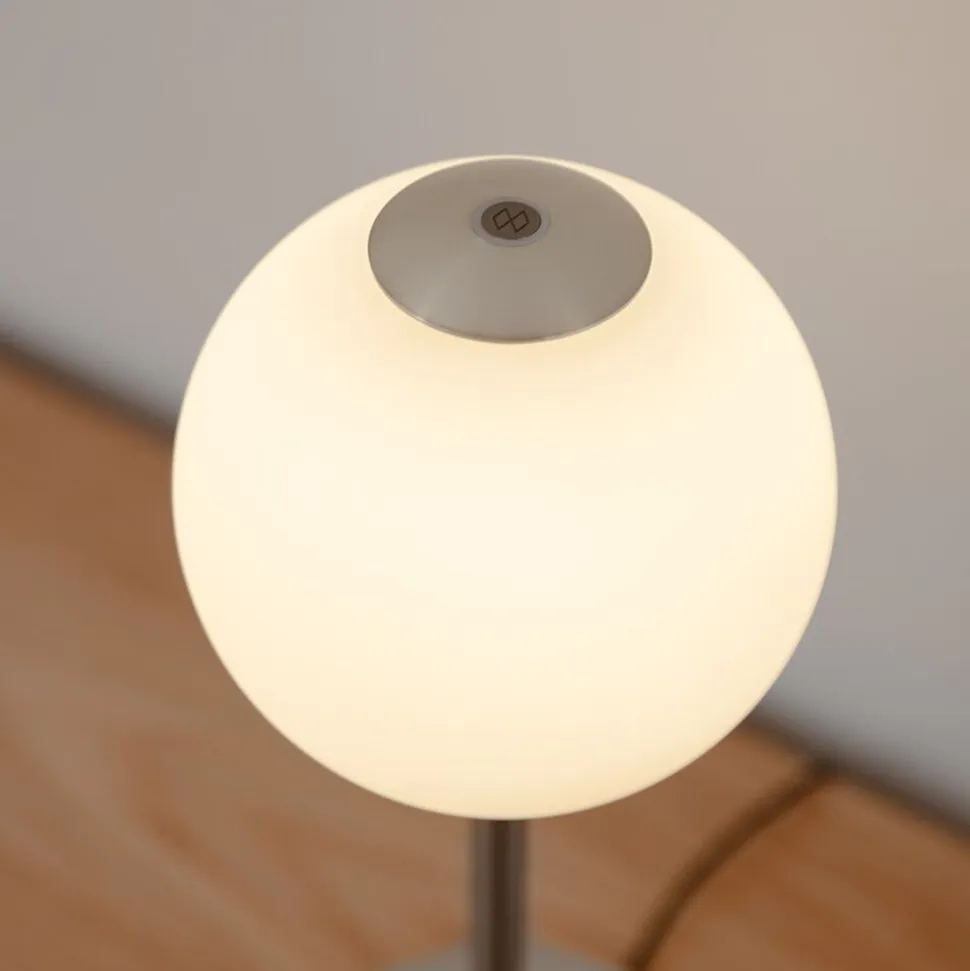 Audrey table lamp