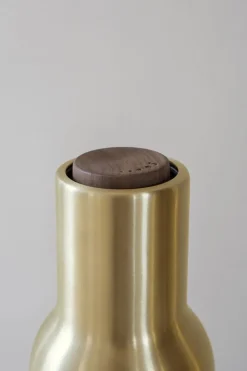 Bottle Grinder, Brushed Brass, Waln