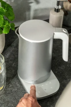 Enfinigy Elkedel Pro, 1 L