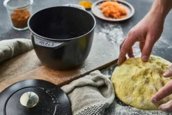 La Cocotte Ris Cocotte 16 cm / 1,75 l, Rund, Sort, Støbejern