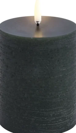 LED pillar candle, Pine green, Rustic, 7,8 x 10,1 cm 4/24