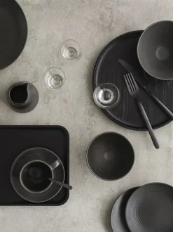 Tray -OKU- Colour Black Size S